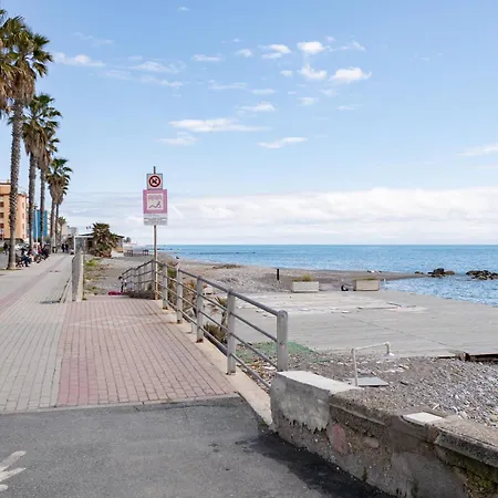 Apartmán Casa Mara - A Few Steps From The Sea - Vallecrosia